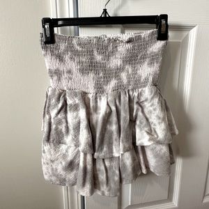 Yana K grey and white skirt